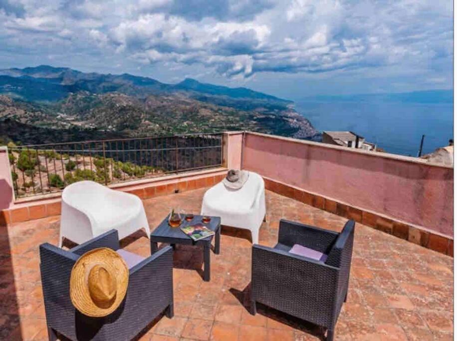 Taormina - The Godfathers Little Mansion Villa Forza d'Agro Exterior photo